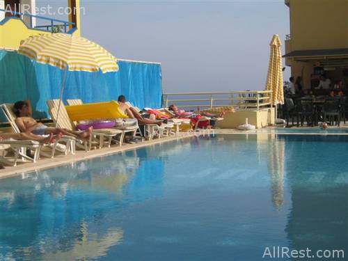Leandra Hotel 5